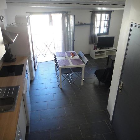Le Petit Balcon De Cassis Apartment Exterior photo