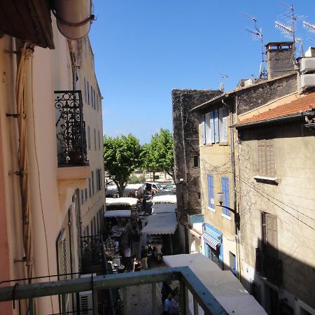 Le Petit Balcon De Cassis Apartment Exterior photo