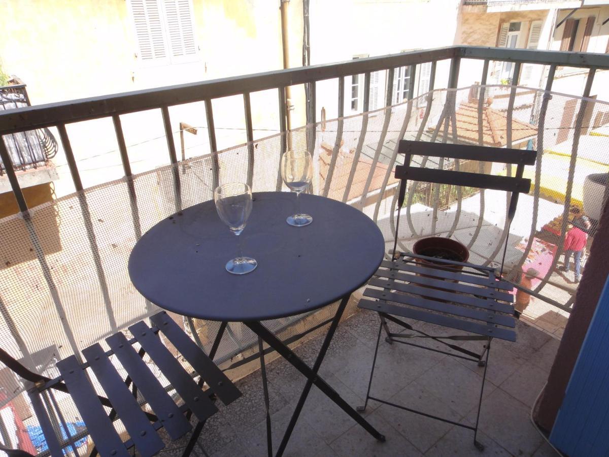 Le Petit Balcon De Cassis Apartment Exterior photo